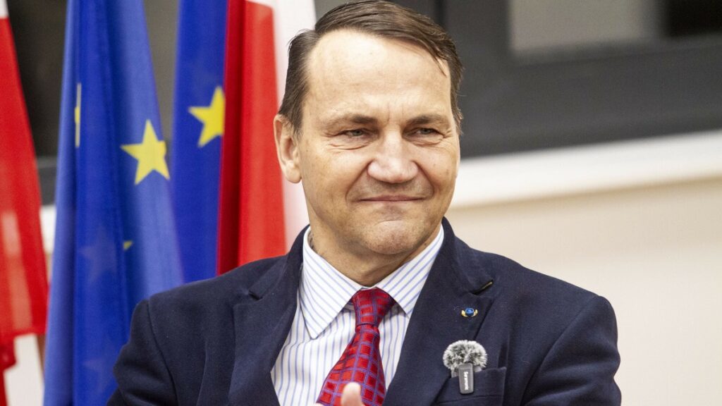 radoslaw sikorski podczas spotkania w olsztynie