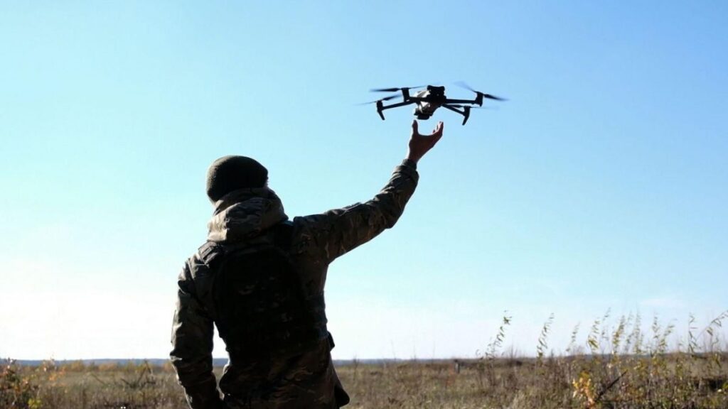ukrai nski vii skovi dron mavik foto vitalii nosach rbk ukrai na 10 8eb27337fe95eb511a3bd133eecd1ccd 1300x820 e355b469d37c919d3c97ddea6367555b 1200x675